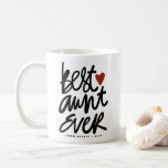 Mug Citation de la meilleure tante noire<br><div class="desc">Meilleure Tante Jamais ! Tasse personnalisable avec guillemets en lettres avec accent du coeur. Personnalisez cette tasse de calligraphie moderne en ajoutant votre propre texte. Cette tasse de tante est parfaite comme un cadeau d'anniversaire et un cadeau de Noël.</div>