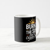 Mug Citation de lecture de soleil brûlant noir et blan (Devant droit)