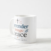 Mug Citation d'espérance scripturaire sur la reddition (Devant gauche)
