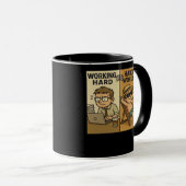 Mug Citation Drôle Travaillant Dur Ou Travaillant Diff (Devant droit)