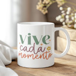 Mug Citation Inspirante "Vive Canada Momento"<br><div class="desc">Découvrez le présent et savourez chaque instant avec la Mug à café Inspirationnelle "Vive Cada Momento". Cette tasse élégante comprend l'expression espagnole "Vive Cada Momento", qui se traduit par "Vivre chaque instant", encourageant la pleine conscience et l'appréciation des expériences éphémères de la vie. Le design présente un magnifique mélange de...</div>