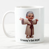 Mug Citoyen senior joyeux dans une robe confortable