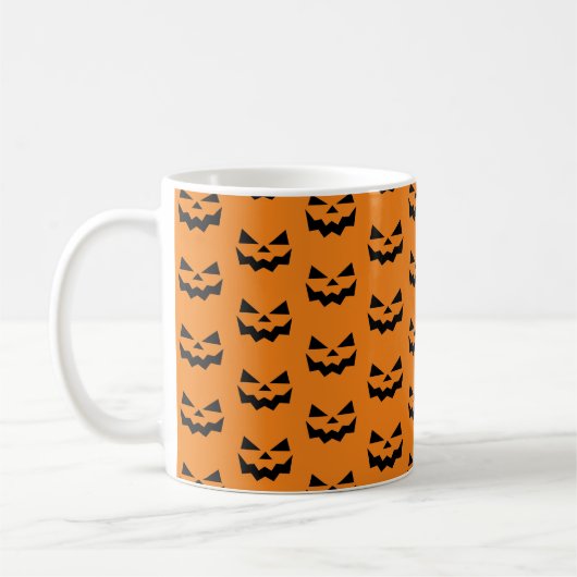 Mug Citrouille classique orange et noir Jack-o-lantern (Gauche)