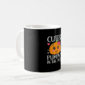 Mug Citrouille la plus cool du patch Halloween Thanksg (Devant gauche)