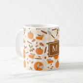 Mug Citrouille Pie Automne Motif Automne Monogramme in (Devant gauche)