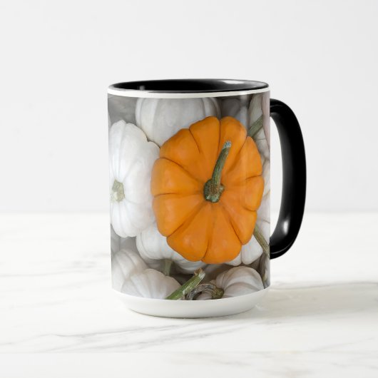 Mug Citrouilles fantômes avec un orange sournois (Devant droit)