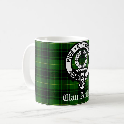 Mug Clan Arthur Crest Badge & Tartan (Devant gauche)