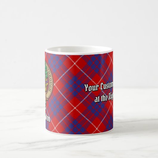 Mug Clan Hamilton Crest sur Red Tartan (Centre)