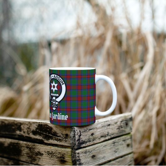 Mug Clan Jardine Crest Badge et Tartan