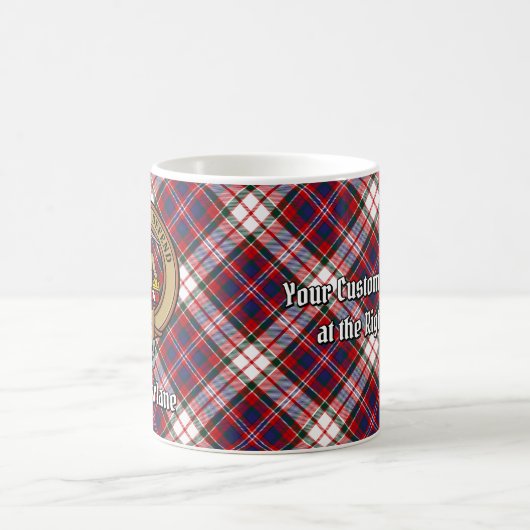 Mug Clan MacFarlane Crest sur le tatan de robe (Centre)