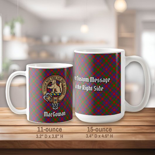 Mug Clan MacGowan Crest sur Tartan