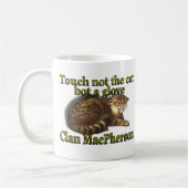Mug Clan MacPherson Touch Not The Cat Bot a Gant (Gauche)