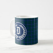 Mug Clan moderne Douglas Dark Blue Tartan Monogramme (Devant gauche)