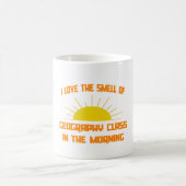 Mug Classe d'odeur de géographie le matin (Centre)