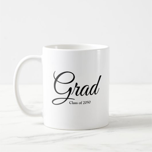 Mug Classe Grad de 2024 noir blanc script personnalisé (Gauche)