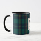 Mug Classic Navy and Green Plaid Family Name Monogram (Gauche)
