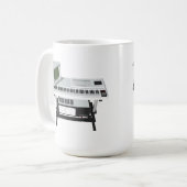 Mug clavier d'échantillonneur de style des années 80 : (Devant gauche)