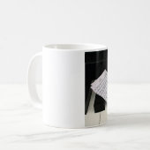 Mug Clés de piano avec la musique (Devant gauche)