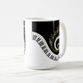 Mug Clés de piano et notes de musique d'or (Devant droit)