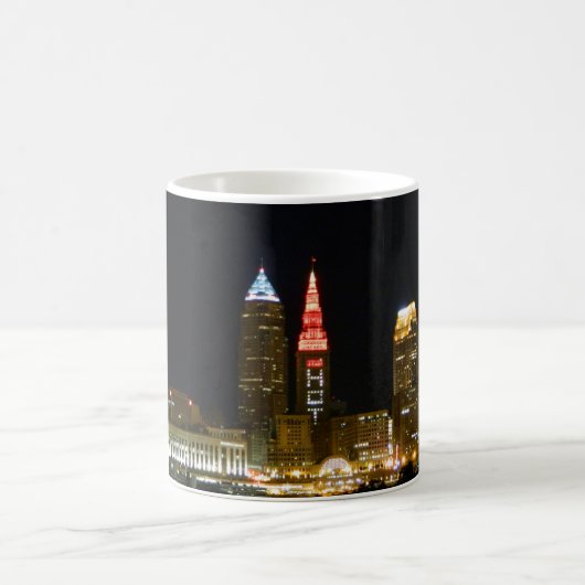 Mug Cleveland à chaud et Skyline (Centre)