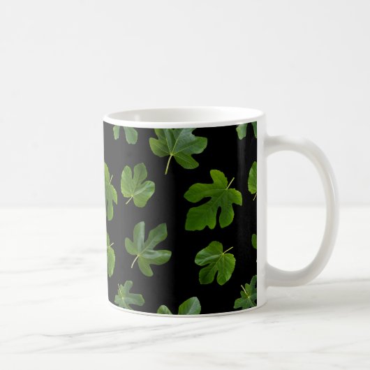 Mug Closeup de feuilles vertes isolé sur arrière - pla (Droite)
