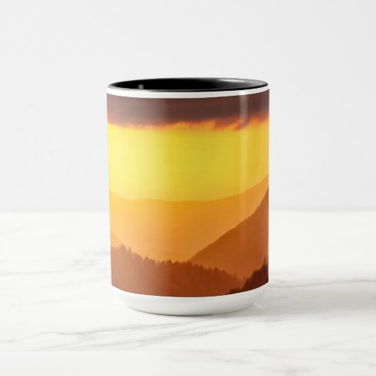 Mug Clouds Fills Valley, Tennessee (Centre)