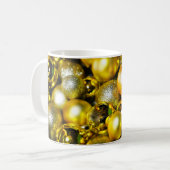 Mug Cluster de balles de Noël doré et jaune (Devant gauche)