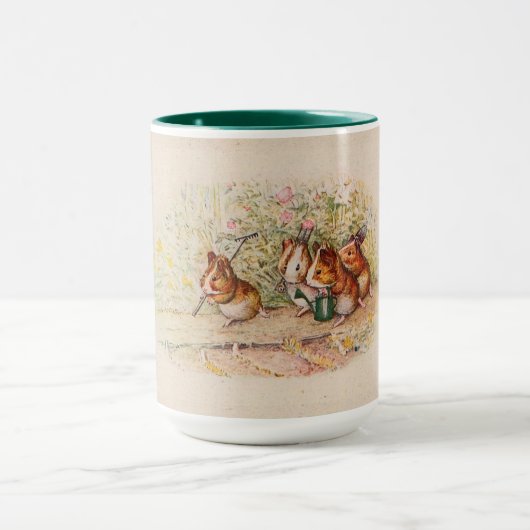 Mug Cobayes plantant dans le jardin (Centre)