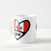 Mug Code pays du Canada Coeur du drapeau, CAN (Devant gauche)