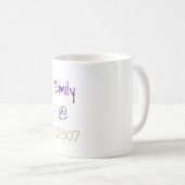 Mug Code postal de l'université violet or personnalisé (Devant droit)