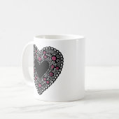 Mug Coeur de dentelle noir et rose (Devant gauche)