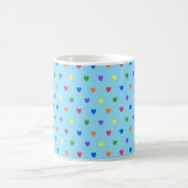 Mug Coeurs de polka arc-en-ciel sur bleu bébé (Centre)