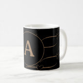 Mug Coeurs d'or noir initial de monogramme (Devant droit)
