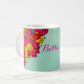 Mug Coeurs et fleurs de doodle à main mignonne (Devant gauche)