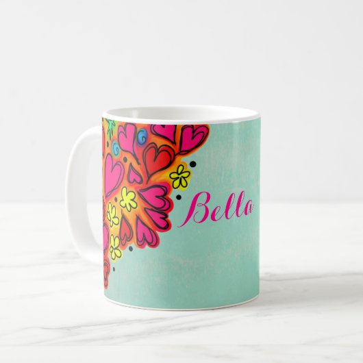 Mug Coeurs et fleurs de doodle à main mignonne (Devant gauche)