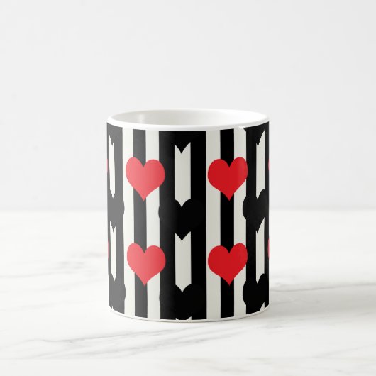 Mug Coeurs Noirs Rouges Sur Bandes Blanches Noires (Centre)