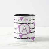 Mug Coeurs pourpres blanc rayures noires monogramme (Centre)