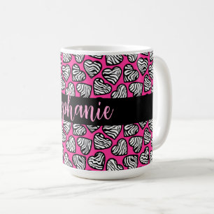 Mug Coeurs zèbres noirs et blancs roses avec nom