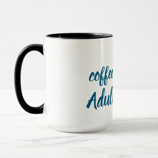 Mug Coffee First Tee – Funny & Tren (Gauche)