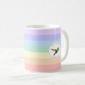 Mug Colibri multicolore sur Arc-en-ciel Pastel (Devant droit)