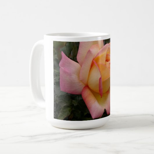 Mug Collection de fleurs de Rose de pêche hybride (Devant gauche)