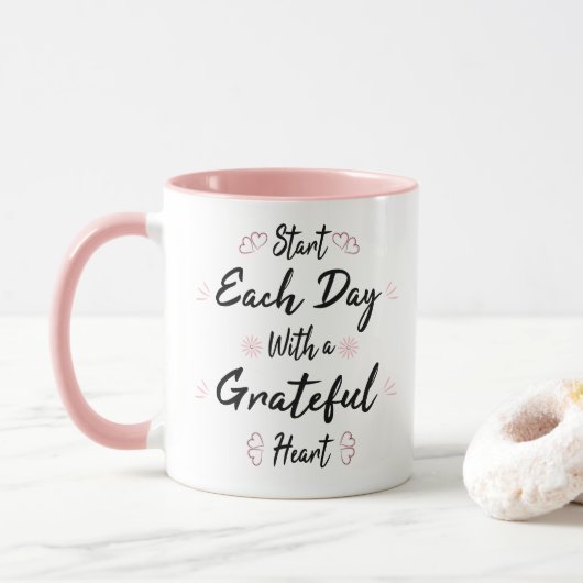 Mug Commencez chaque journée avec un coeur gracieux (Avec donut)