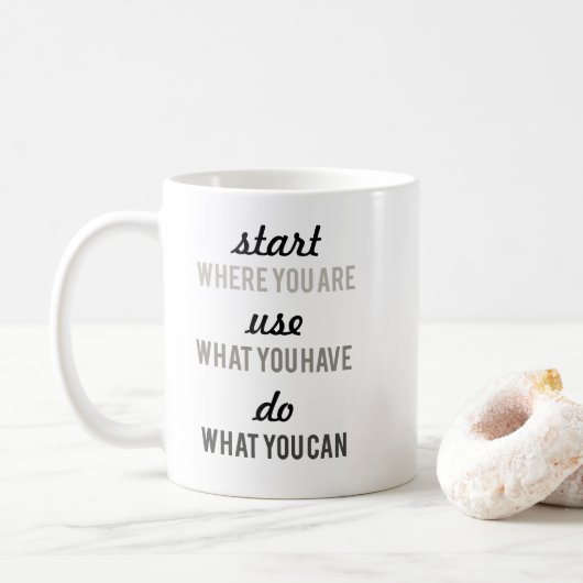 Mug commencez là où vous êtes un devis motivant (Avec donut)