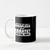 Mug Comment Appelez-Vous Un Paraplégique Qui Fait Du K (Gauche)