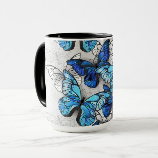 Mug Composition des papillons blancs et bleus (Devant gauche)