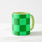 Mug Conception à carreaux vert clair et foncé  (Devant droit)