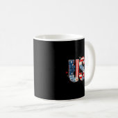 Mug Conception d'art en tissu matelassé de fierté nati (Devant droit)