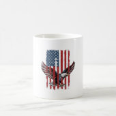 Mug Conception de chemise de drapeau d'aigle patriotiq (Centre)