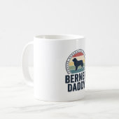 Mug Conception de chemise vectorielle Berner Daddy Vin (Devant gauche)