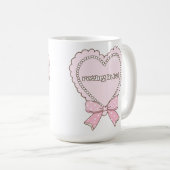 Mug Conception de cœur pourri au lit | Perles et ruban (Devant droit)